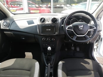 Used Dacia Sandero Stepway 2019 for sale - 79457936: Photo