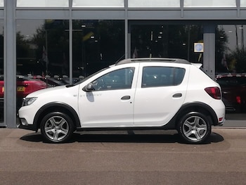 Used Dacia Sandero Stepway 2019 for sale - 79457936: Photo