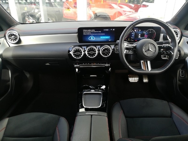 Used Mercedes-Benz CLA 2023 for sale - 76103194: Photo 2