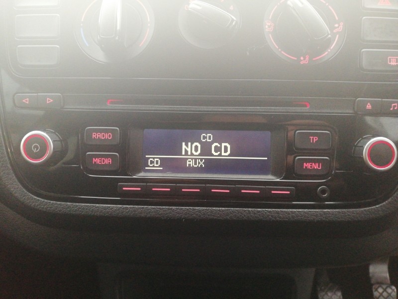 Used Volkswagen up! 2014 for sale - 76885594: Photo 19