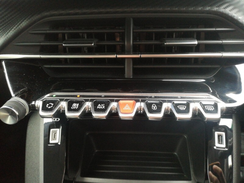 Used Peugeot 208 2022 for sale - 76451244: Photo 18