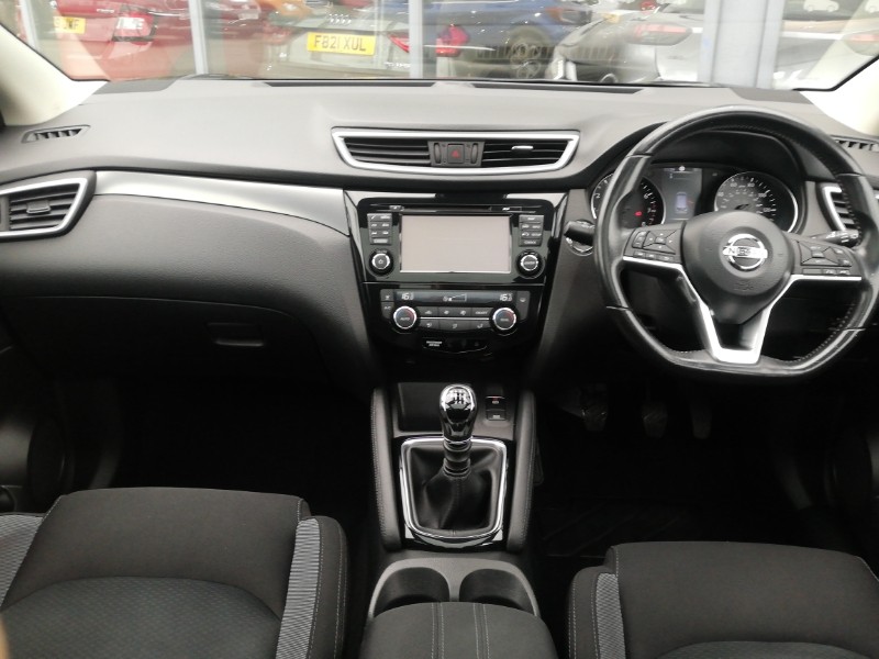 Used Nissan Qashqai 2018 for sale - 78202890: Photo 2