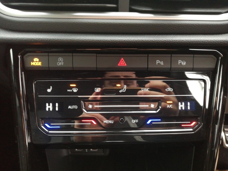 Used Volkswagen T-Roc 2025 for sale - 77024630: Photo 16