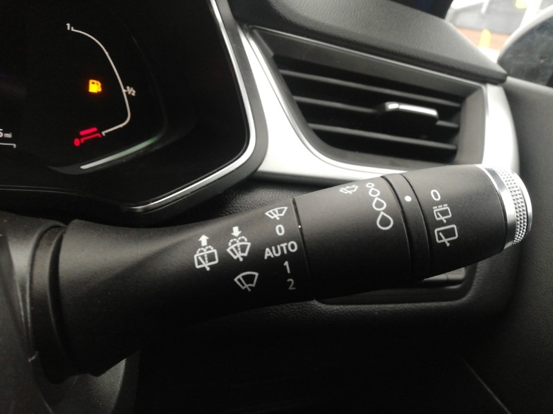 Used Renault Captur 2020 for sale - 76920458: Photo 17