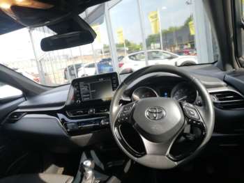Used Toyota C-HR 2022 for sale - 74929048: Photo