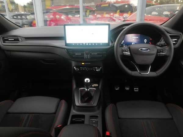 Used Ford Kuga 2025 for sale - 76052387: Photo 2