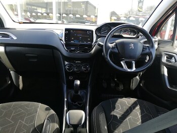 Used Peugeot 2008 2017 for sale - 78403680: Photo