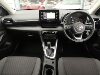 Used Toyota Yaris 2023 for sale - 78877294: Photo