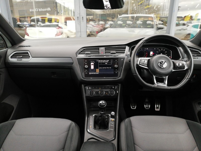 Used Volkswagen Tiguan 2019 for sale - 78147456: Photo 2
