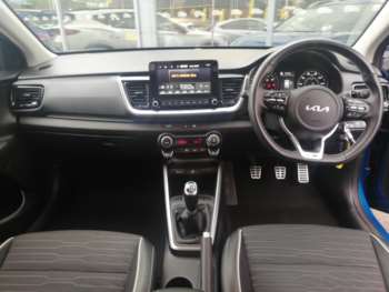 Used Kia Stonic 2022 for sale - 75382425: Photo