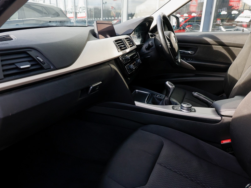 Used BMW 3 Series 2018 for sale - 77352436: Photo 5