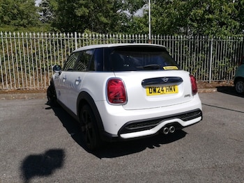 Used MINI Hatch 2024 for sale - 79433074: Photo