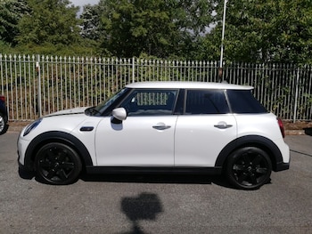 Used MINI Hatch 2024 for sale - 79433074: Photo