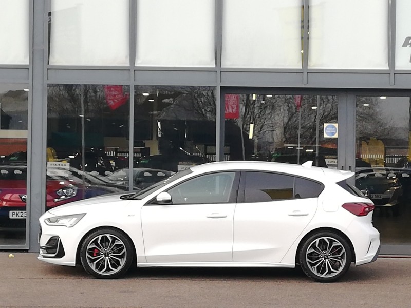 Used Ford Focus 2022 for sale - 77645000: Photo 4