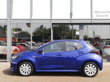 Used Toyota Yaris 2021 for sale - 78693391: Photo