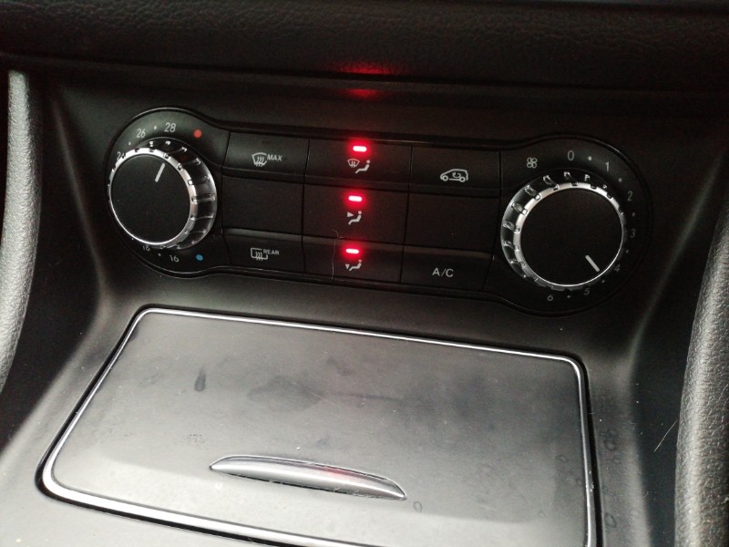 Used Mercedes-Benz GLA 2018 for sale - 77281605: Photo 12