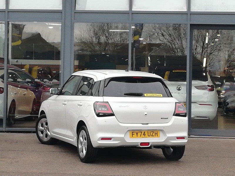 Used Suzuki Swift 2024 for sale - 77782593: Photo 3