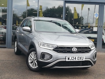 Used Volkswagen T-Roc 2024 for sale - 75470525: Photo