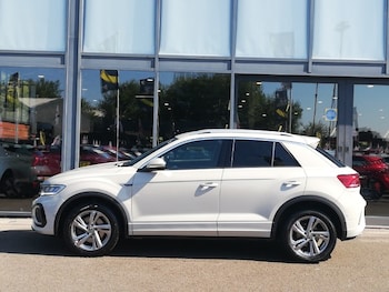 Used Volkswagen T-Roc 2024 for sale - 79207976: Photo
