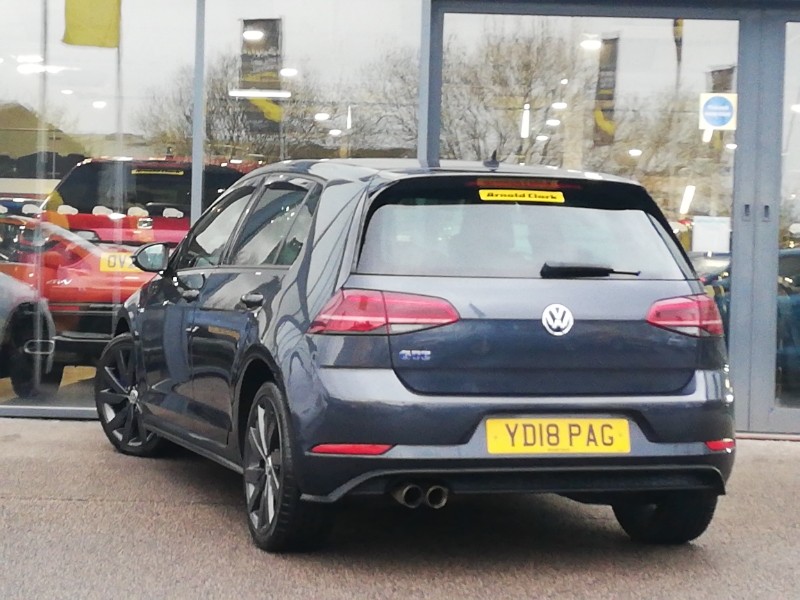 Used Volkswagen Golf 2018 for sale - 76880339: Photo 3