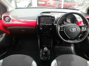 Used Toyota AYGO 2017 for sale - 79231715: Photo