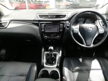 Used Nissan Qashqai 2016 for sale - 79704387: Photo