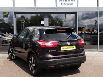 Used Nissan Qashqai 2016 for sale - 79704387: Photo