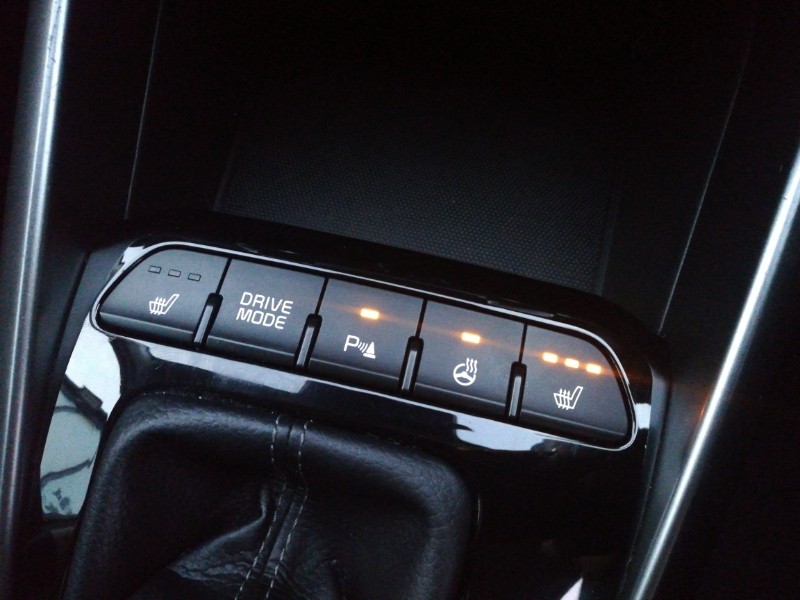 Used Kia Stonic 2024 for sale - 76498402: Photo 16