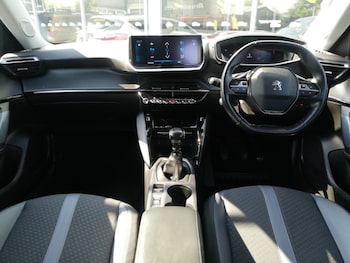 Used Peugeot 2008 2021 for sale - 78735703: Photo
