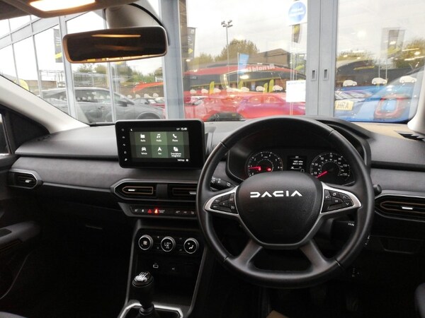 Used Dacia Jogger 2024 for sale - 76225726: Photo 2