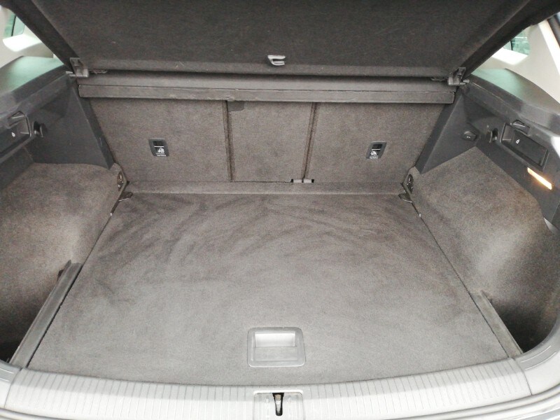 Used Volkswagen Tiguan 2019 for sale - 77999973: Photo 8