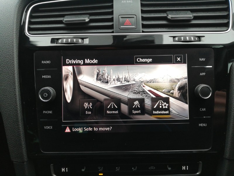 Used Volkswagen Golf 2018 for sale - 77611120: Photo 15