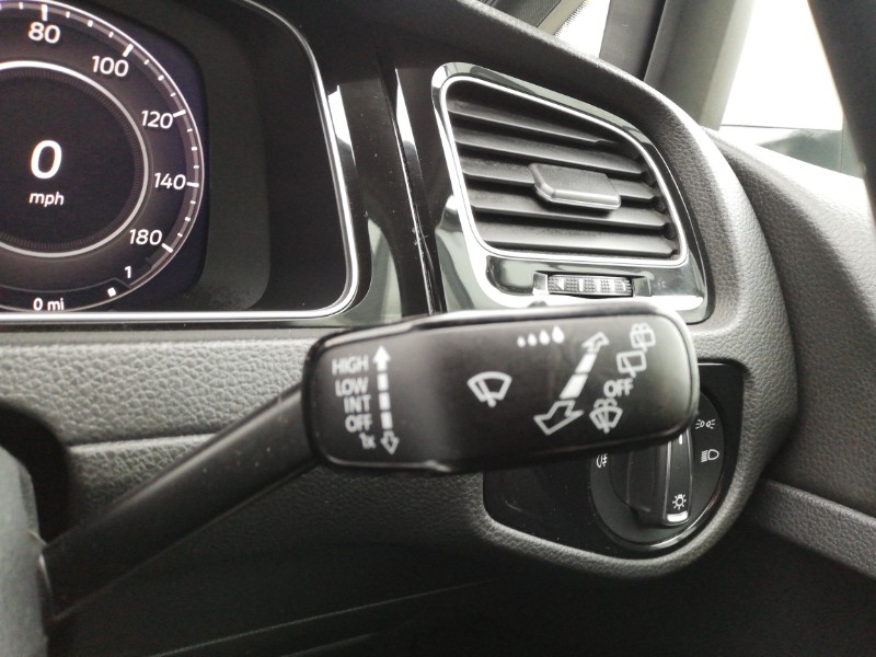 Used Volkswagen Golf 2018 for sale - 77611120: Photo 19