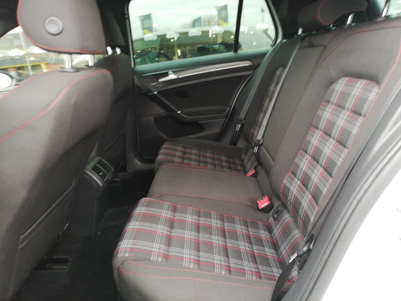 Used Volkswagen Golf 2018 for sale - 77611120: Photo 6