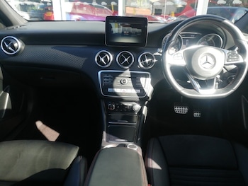 Used Mercedes-Benz A-Class 2017 for sale - 75837861: Photo