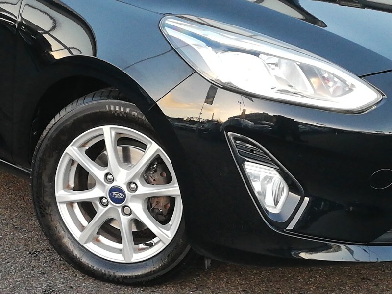 Used Ford Fiesta 2018 for sale - 76700060: Photo 9