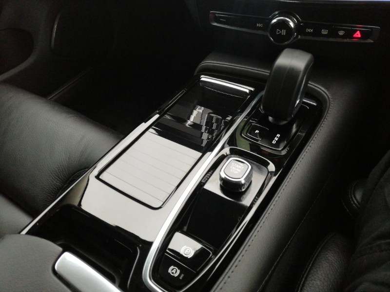 Used Volvo V60 2022 for sale - 77008548: Photo 15