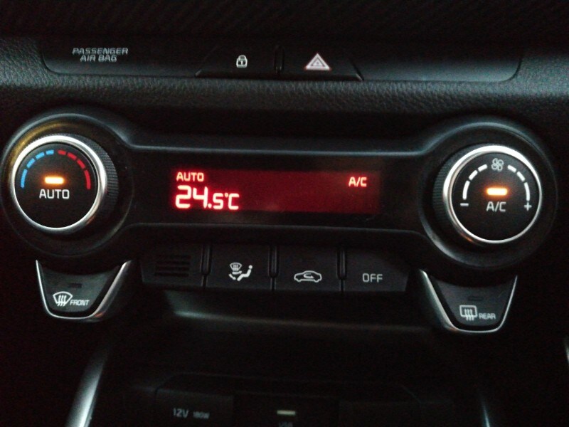 Used Kia Stonic 2024 for sale - 77419393: Photo 17