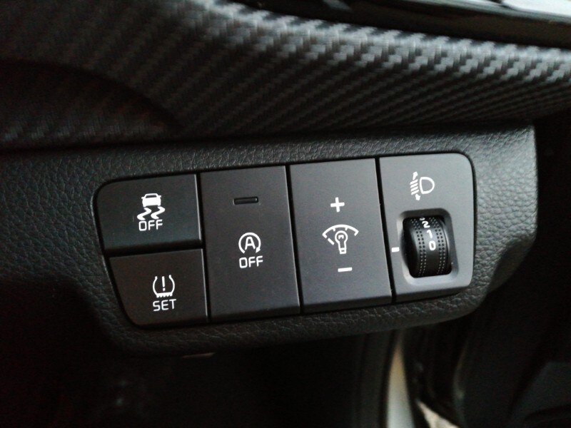 Used Kia Stonic 2024 for sale - 77419393: Photo 19