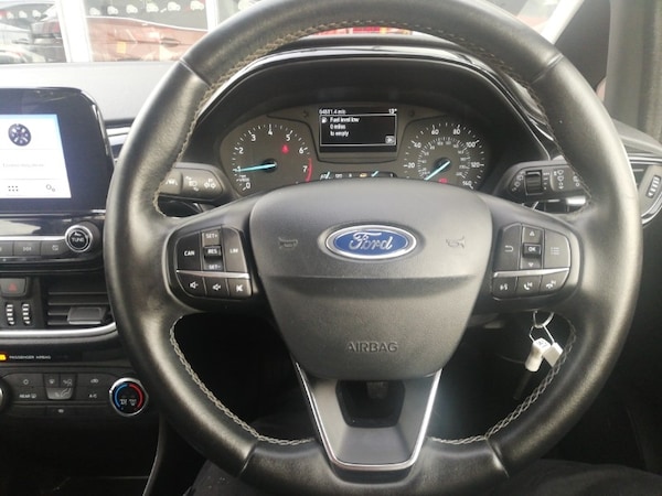Used Ford Fiesta 2017 for sale - 76183533: Photo 10