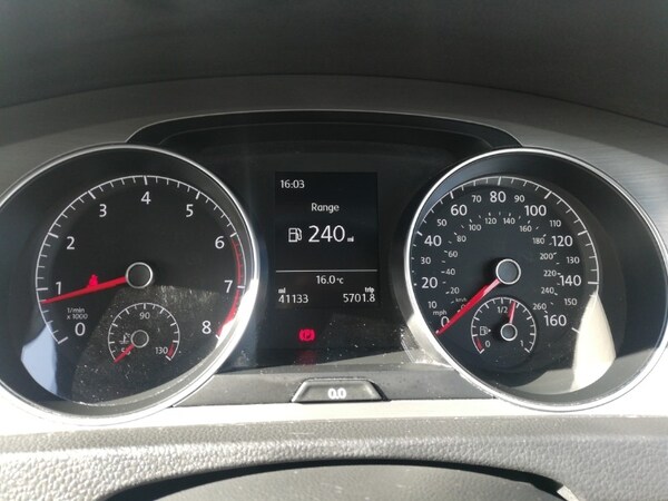 Used Volkswagen Golf 2015 for sale - 76058881: Photo 7