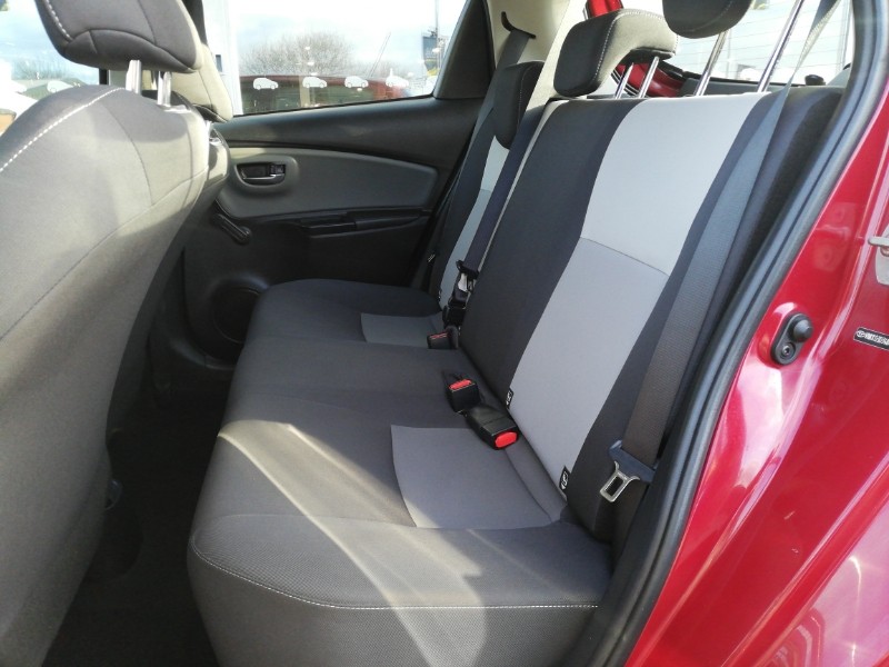 Used Toyota Yaris 2017 for sale - 77956532: Photo 6