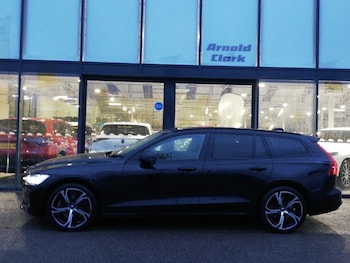 Used Volvo V60 2022 for sale - 76839153: Photo