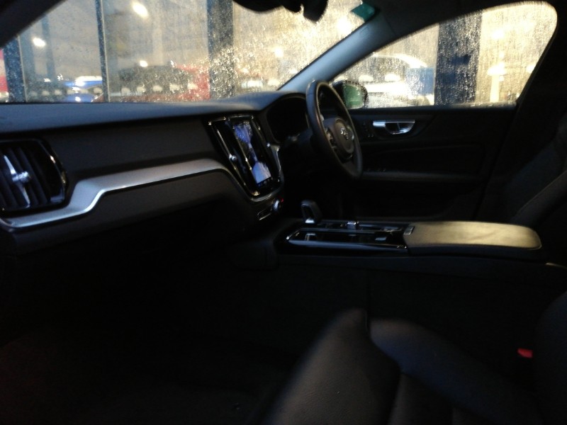 Used Volvo V60 2022 for sale - 76839153: Photo 5