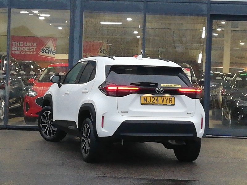 Used Toyota Yaris Cross 2024 for sale - 77337928: Photo 3