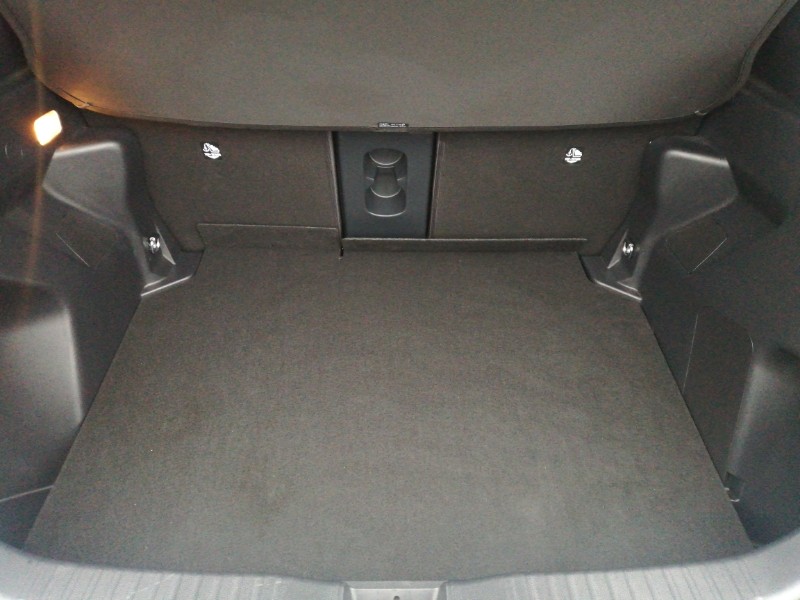 Used Toyota Yaris Cross 2024 for sale - 77337928: Photo 8