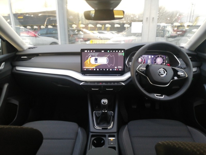 Used Skoda Octavia 2024 for sale - 76947589: Photo 2