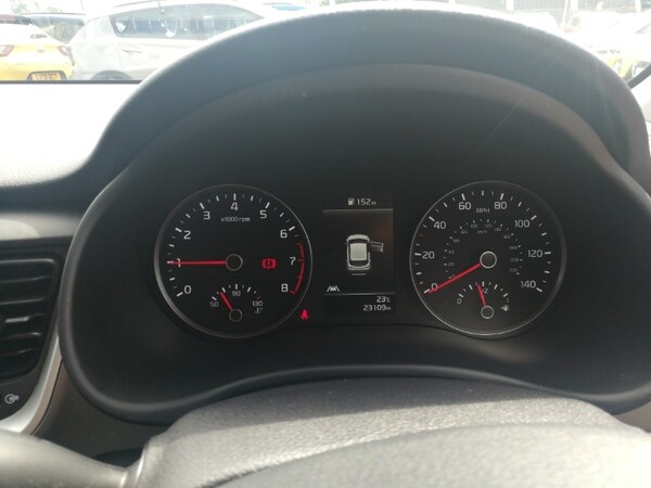 Used Kia Stonic 2023 for sale - 75007876: Photo 17