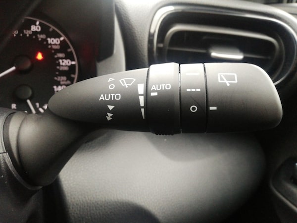 Used Toyota Yaris 2022 for sale - 76217891: Photo 17