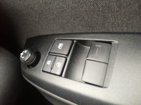 Used Toyota Yaris 2022 for sale - 76217891: Photo 19